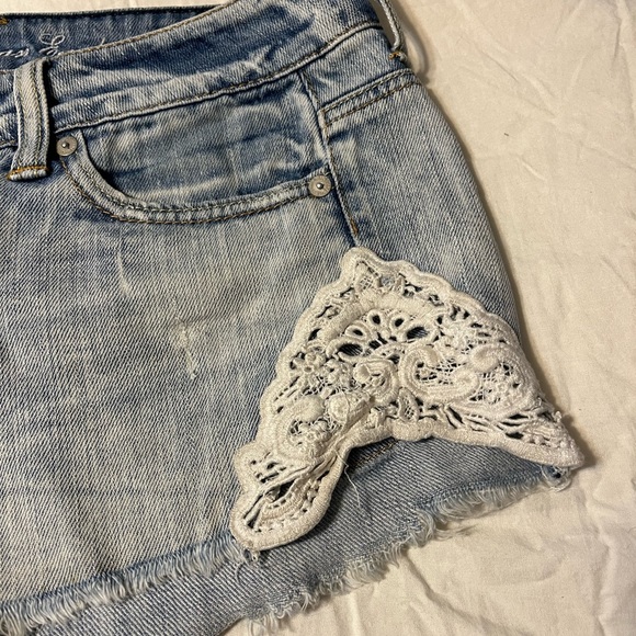 American Eagle shorts - Picture 2 of 4